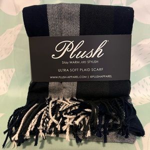 Plush scarf